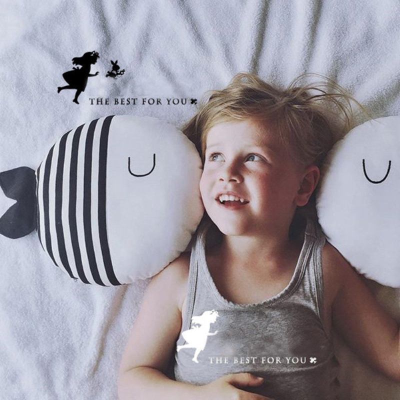 Cute Dot Kiss Fish Throw Μαξιλάρι Βαμβακερό Υφασμάτινο Καναπέ Κρεβατιού Αυτοκινήτου Διακόσμηση Σπιτιού