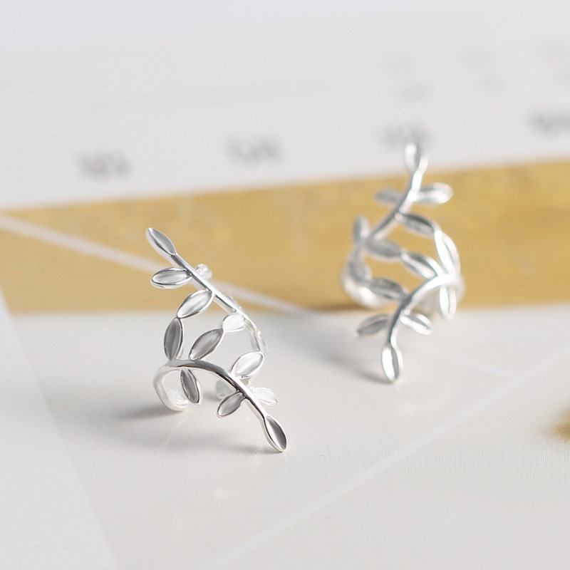 Fashion 925 Sterling Wrap Leaf Cartilage Earrings No Piercing Ear Climber For Women