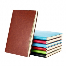 Classical Pu Leather A5 Notebook Journal Diary Uncoated Woodfree Paper Schedule Planner Memo Organizer 200 Σελίδες