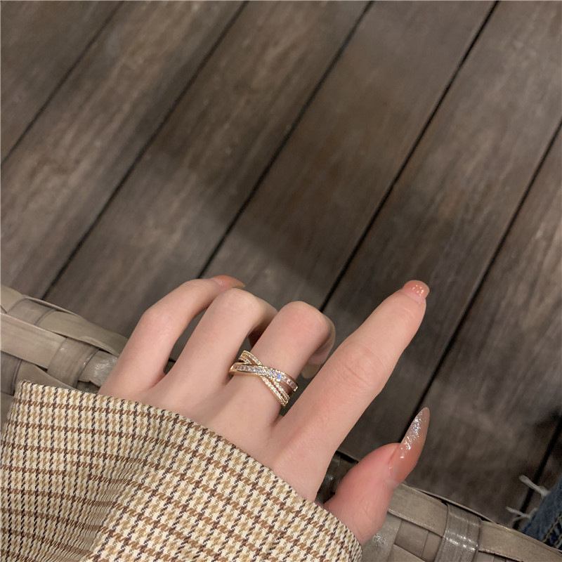 2023 Niche Design Simple Fashion Personality Ins Ring Trend Zircon Super Flash