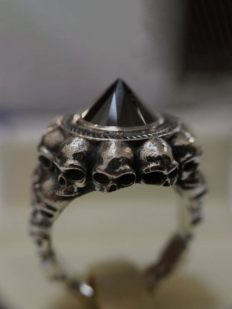 Γυναικείο Δαχτυλίδι Vintage Skull Men Ring Punk Inlaid Satellite Gem