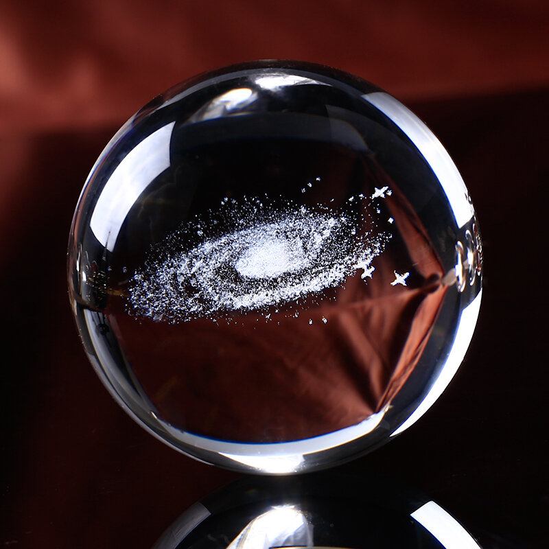 6cm Χαραγμένο Με Λέιζερ 3d Galaxy Crystal Ball Quartz Glass Home Αξεσουάρ Αστρονομία Μινιατούρες Δώρα