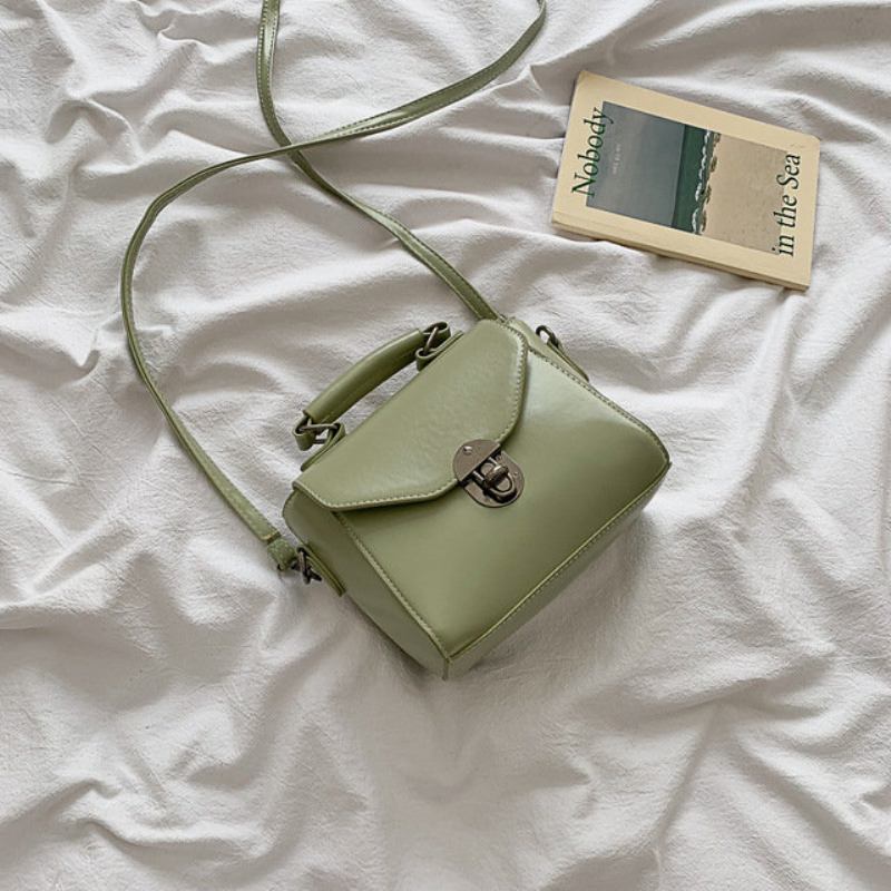 Advanced Sense Of Foreign Small Bag 2023 New Summer Fashion Portable Texture Wild Single Shoulder Slung Handbag Χονδρική